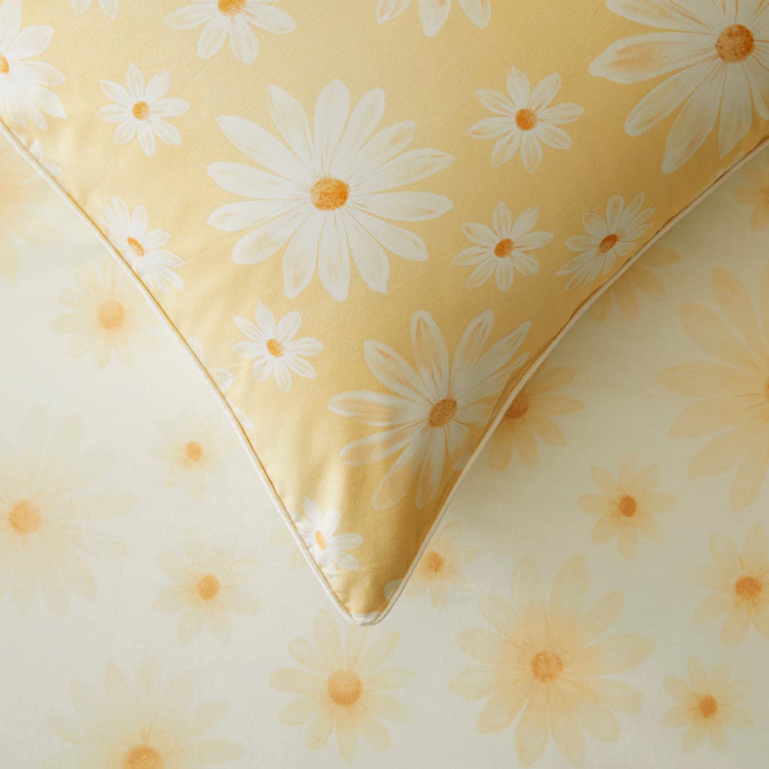 Marguerite Quilt Cover