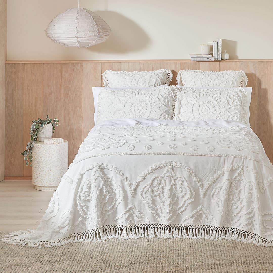 Eadie Bedspread - White